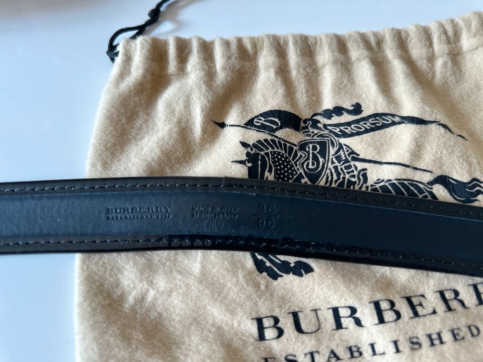 BURBERRY Gürtel, schwarz, Damen in Wiesbaden