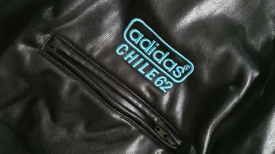 Neuw.Adidas III Jacke chile62 wetlook Trainingsjacke M 176/182 in Winnenden