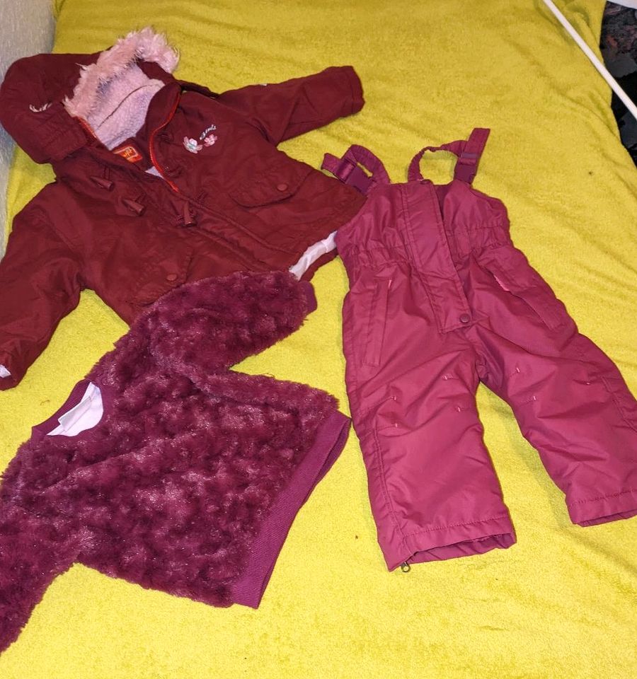 3 teilig Winter Baby Set Größe 74 in Sondershausen