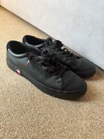 Tommy Hilfiger Sneaker Leder Schwarz | Gr. 43 Dresden - Seevorstadt-Ost/Großer Garten Vorschau