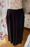 Culotte * Hosenrock * schwarz * Gr. 42 (eher wie 38/40) Hessen - Nidderau Vorschau