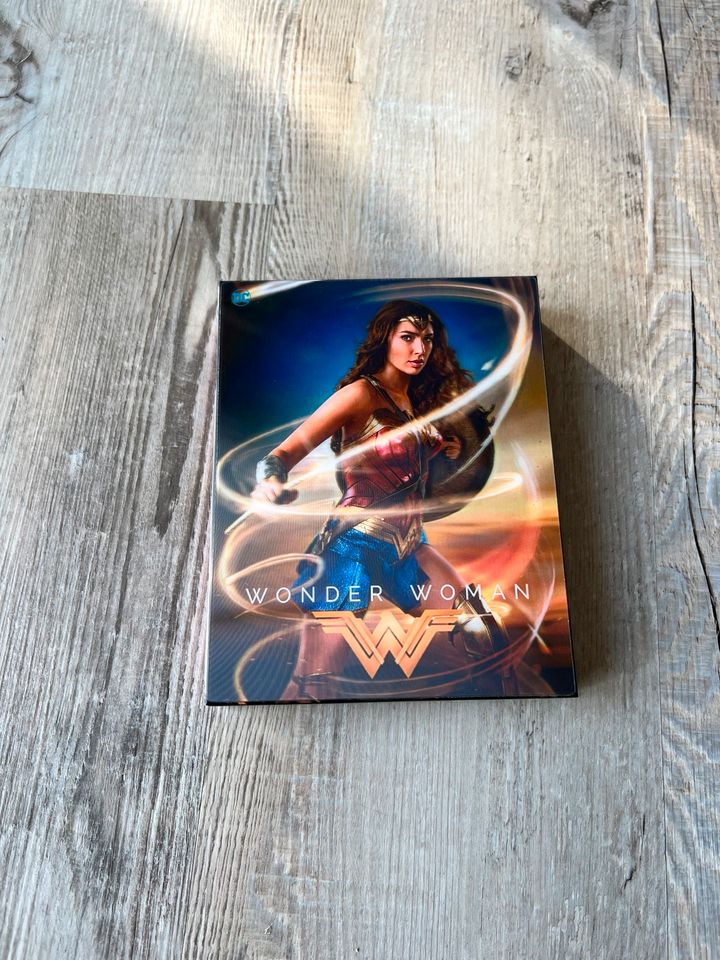 Wonder Woman HDZeta Double Lenti Fullslip Steelbook 150 copies 4K in Hamburg