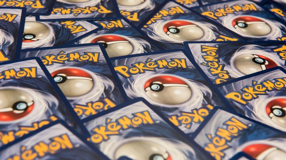 Pokemon Kartenpakete inkl Holos (bis zu 400 verschiedene Pokémon) in Ludwigshafen