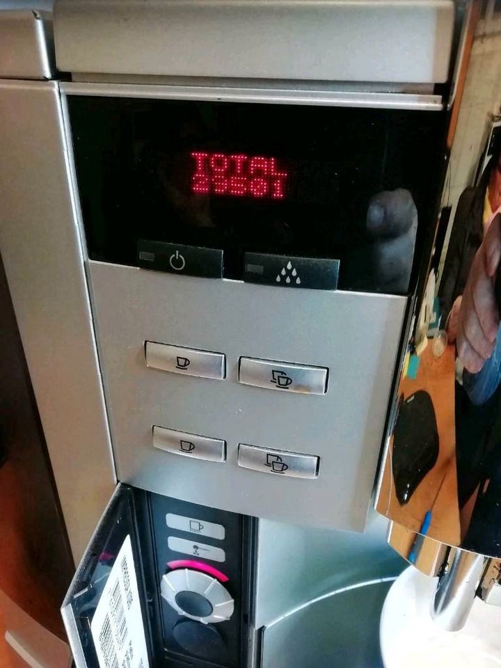 Kaffeevollautomat Jura XS 95 Jura X7 mit 12 Monate Gewährleistung in Dresden