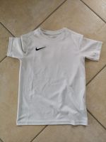 NIKE Sportshirt 137-147 Nordrhein-Westfalen - Ostbevern Vorschau