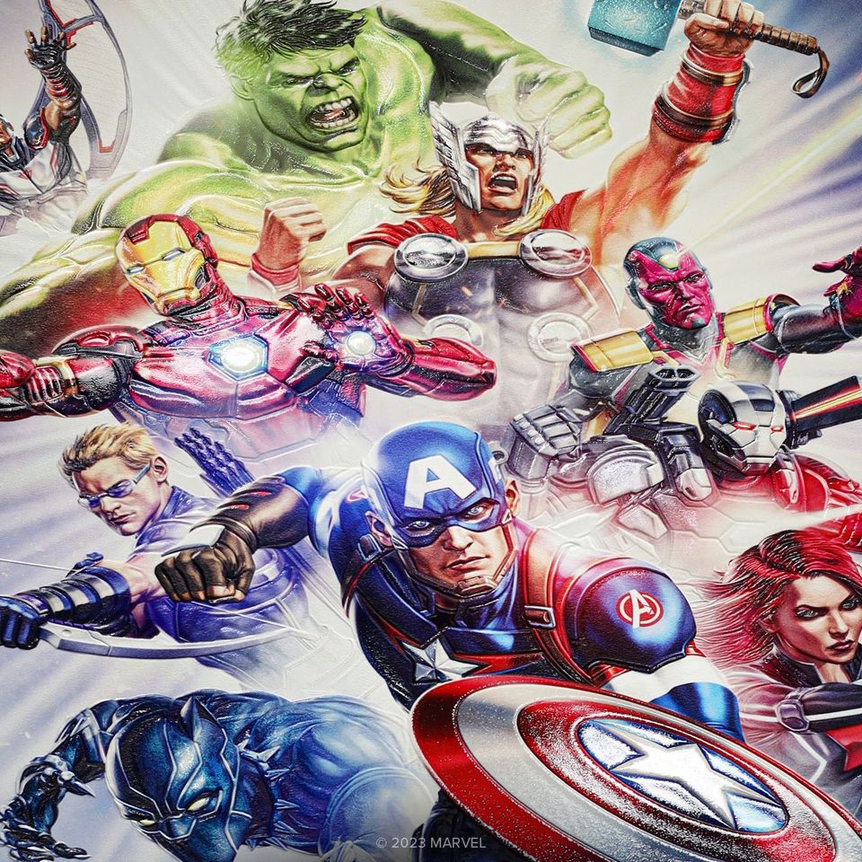 Limited Edition 1/1000 - The Avengers™ Displate in Braunschweig