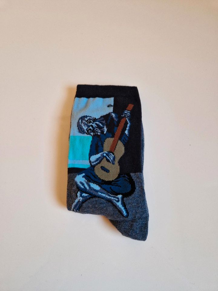 Socken - Picasso - Der alte Gitarrenspieler - Größe 37-43 in Frankfurt am Main