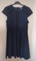 H&M Kleid dunkelblau mit gehäckelter spitze L 40 Bayern - Bad Füssing Vorschau