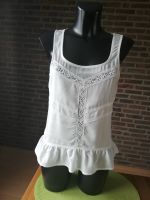 Top / Shirt von Bershka - weiß Spitze transparent Gr S / 36 Nordrhein-Westfalen - Alsdorf Vorschau