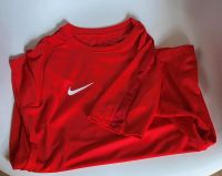 Nike Shirt, dry fit, 164, sehr guter Zustand Bayern - Niedernberg Vorschau