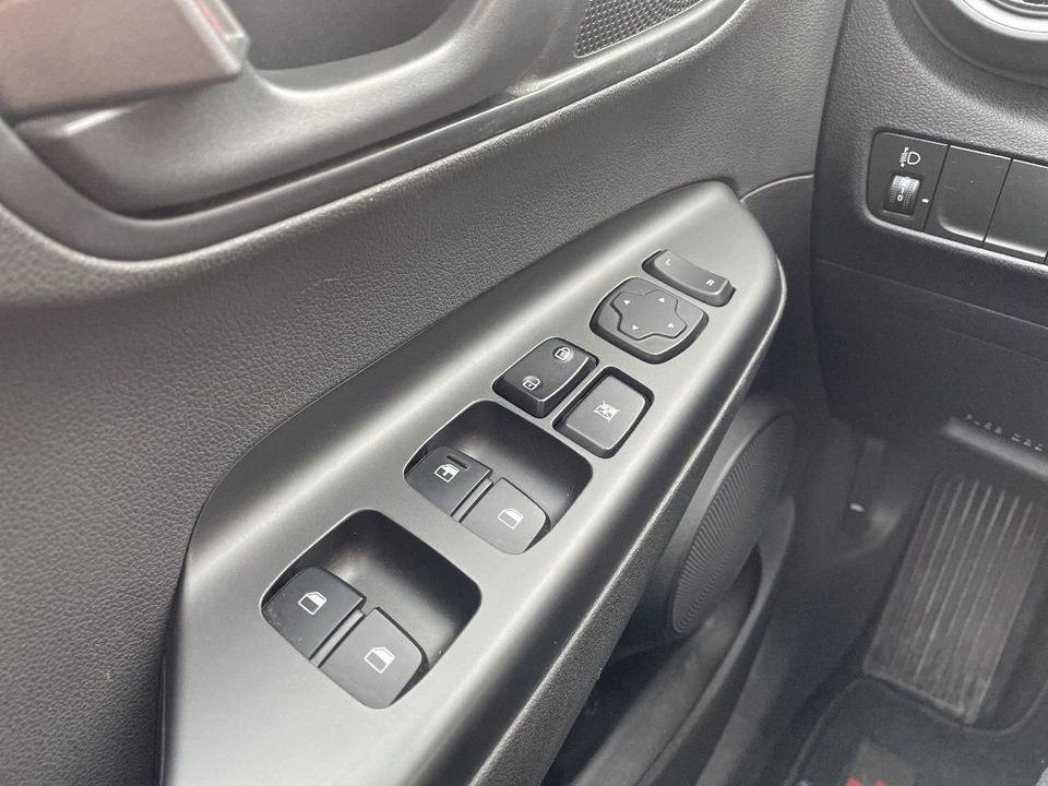 Hyundai KONA Select 1.0  AHZV, USB. Alarmalage in Vacha