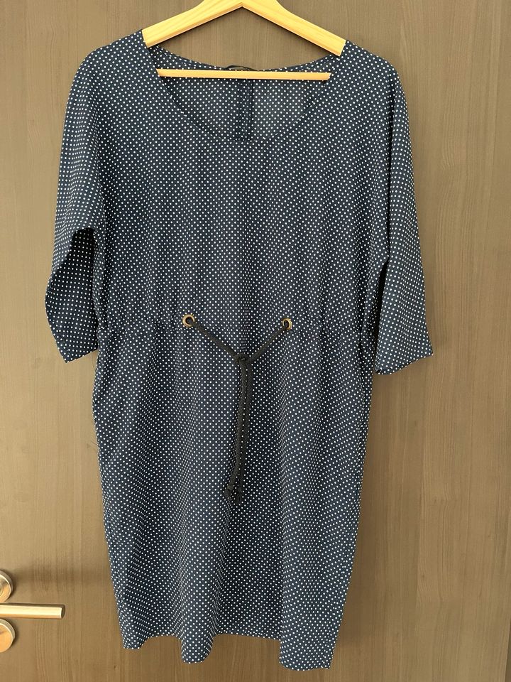 ⭐️ Zara schickes mediterranes Kleid blau weiß S wie neu ⭐️ in Usingen