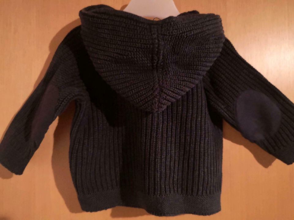 Strickjacke H&M in Mülheim-Kärlich