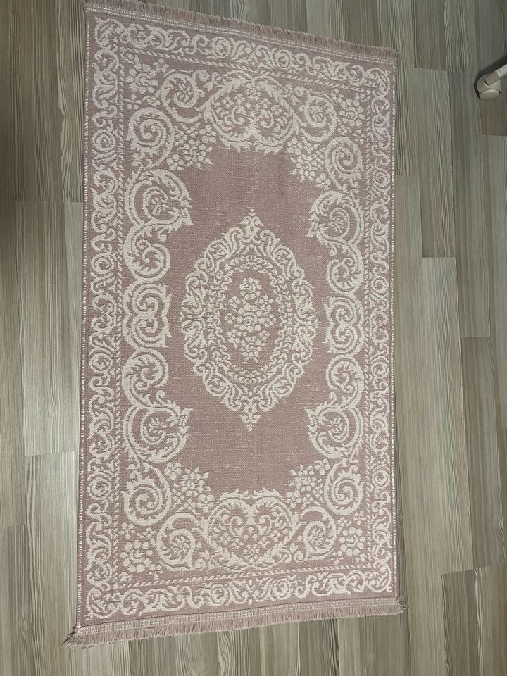 Teppich oriental waschbar 140x75 flieder wie neu in Duisburg