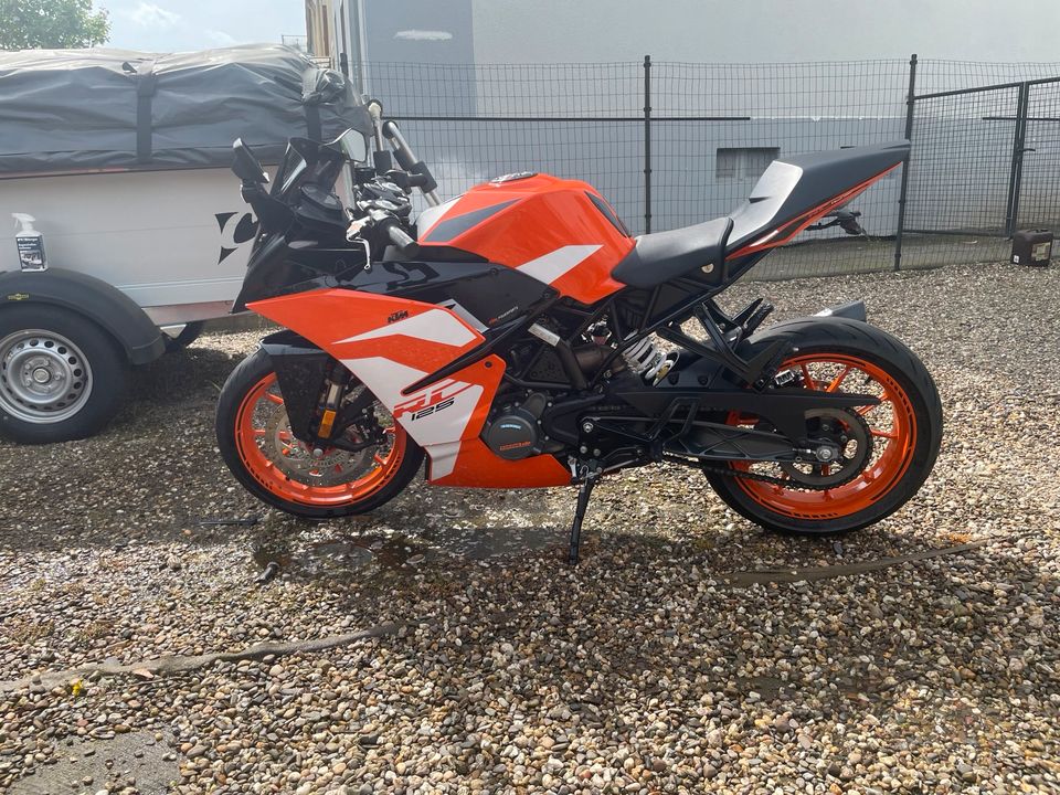 KTM RC 125 in Wesel