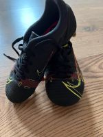 Nike Fußballschuhe Gr. 27,5 Obervieland - Arsten Vorschau