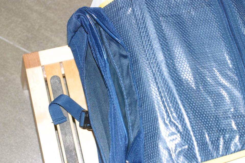 Lufthansa Kulturbeutel Kulturtasche mit Etikett - RAR Sammelstück in Bremerhaven