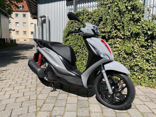 Piaggio Medley 125/S ABS-15PS  Deut. Modell. in München