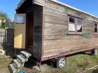 Bauwagen alt aus Holz gemütlich umgebaut reparaturbedürftig Essen - Rüttenscheid Vorschau