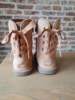 UGG Stiefel Boots mit Reißverschluss Winter beige Gr. 28.5 Nordrhein-Westfalen - Alsdorf Vorschau