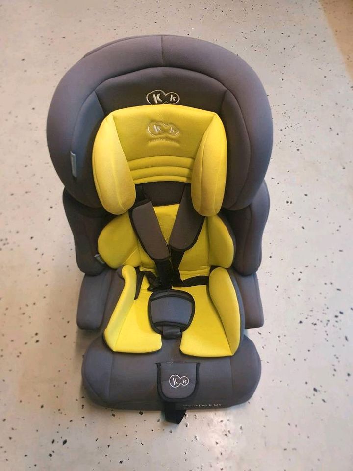 Autositz Kindersitz in Marpingen