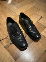 Schwarze Bugatti Lederschuhe kaum getragen 41 München - Ludwigsvorstadt-Isarvorstadt Vorschau