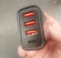 Stecker mit 4 USB port München - Thalk.Obersendl.-Forsten-Fürstenr.-Solln Vorschau