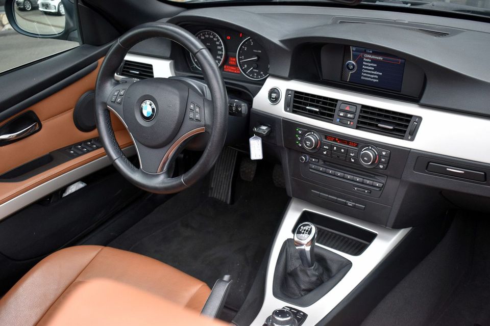 BMW E93 318i Cabrio *Leder*Navi*Xenon*Idrive*Multi in Mörlenbach