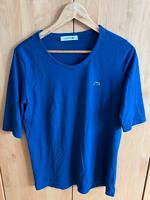 Lacoste Shirt 3/4 Arm in leuchtendem blau Hessen - Marburg Vorschau