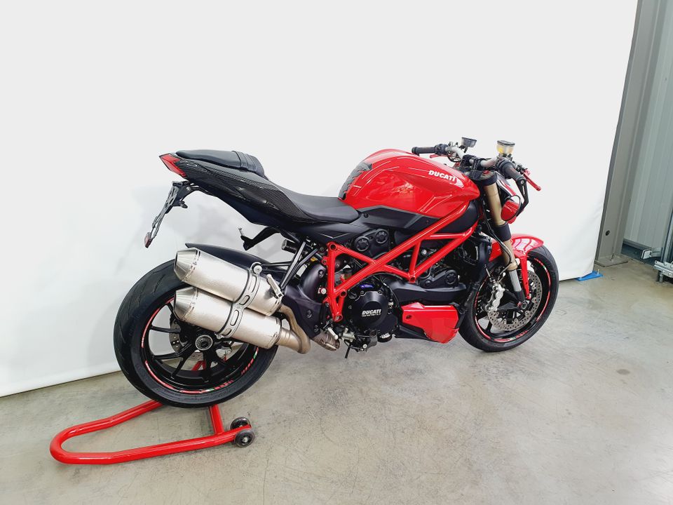 Ducati Streetfighter 848*KD NEU*8156km*Carbon Heckumbau*Evotech* in Waghäusel