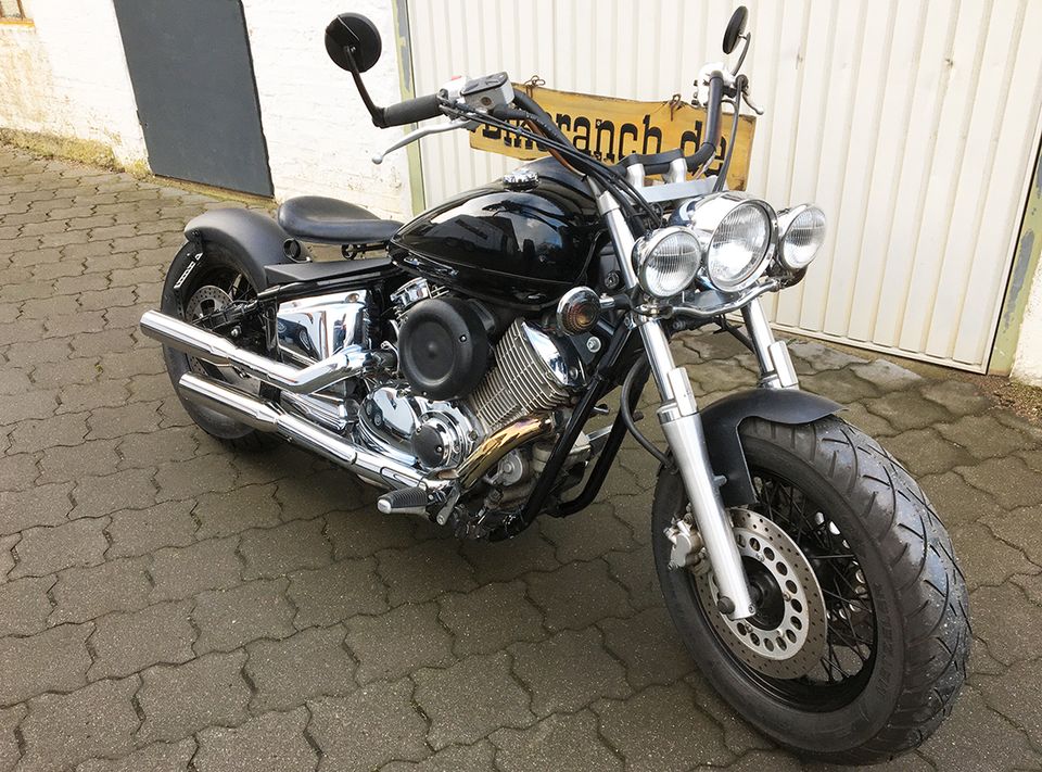 Yamaha XVS 1100 Bobber Umbau* Black Beauty* Einzelstück* TOP* in Süsel