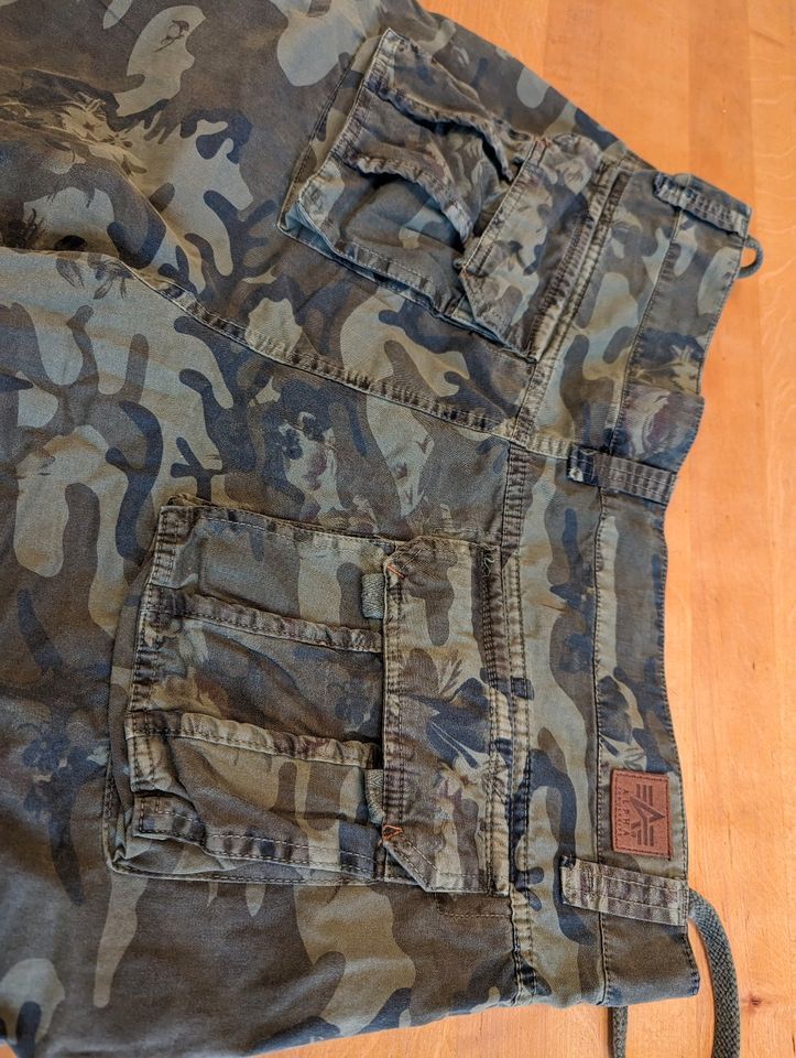 Alpha Industries Army Cargo Shorts, NEU, Größe 36 / XL -XXL in Bayreuth