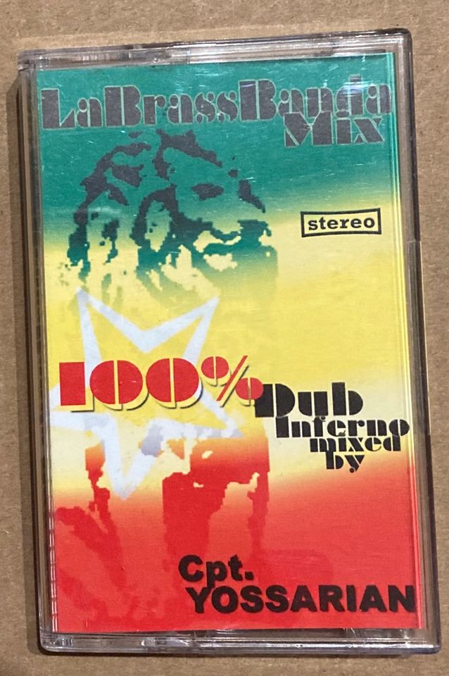 Musik-Kassette LaBrassBanda Mix 100% Dub in München