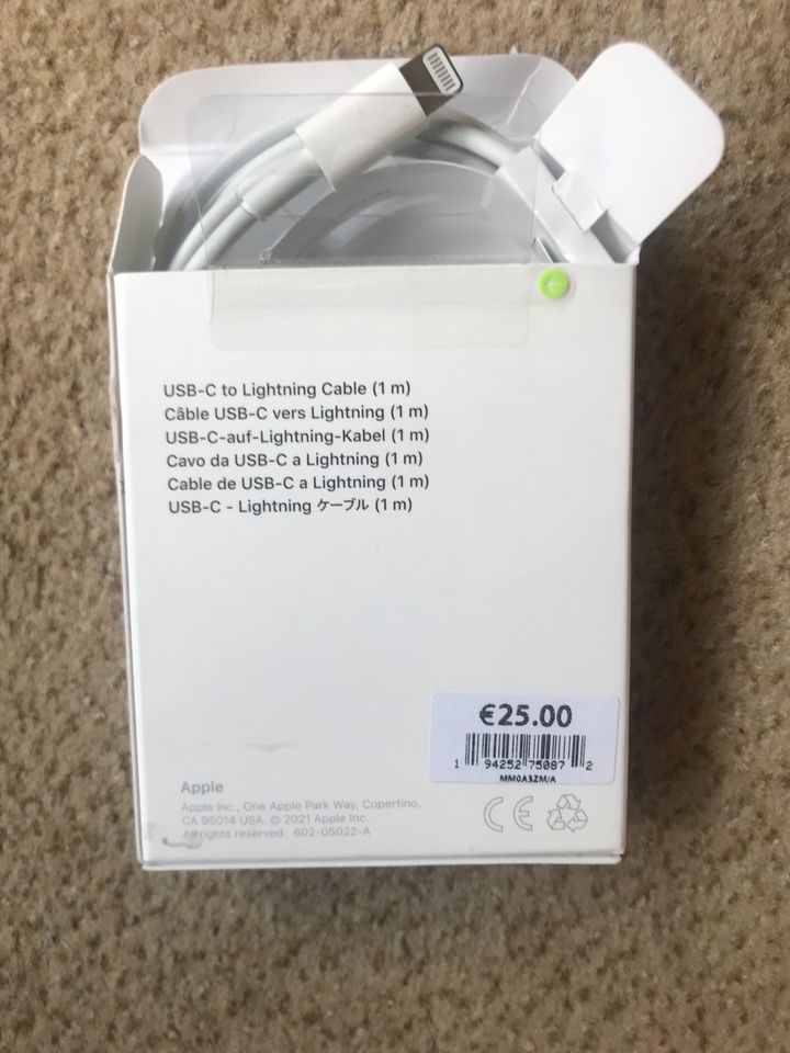 Apple Original Verlängerungs Kabel vom Netzteil zum Handy in Düsseldorf