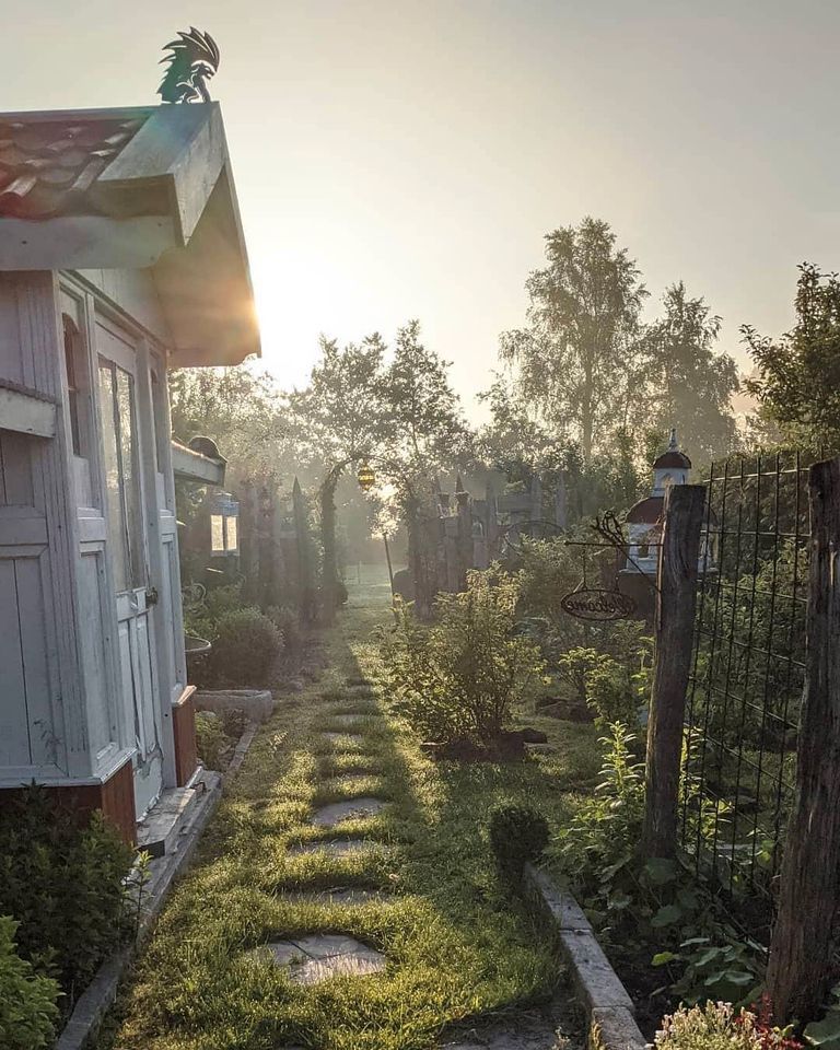 WINDLICHT KRONE DEKOKRONE ROSTKRONE TEELICHTHALTER GARTENDEKO NEU in Großefehn