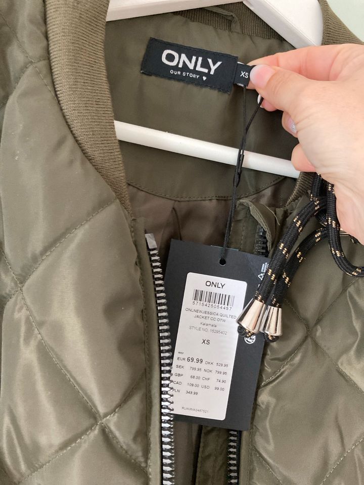 Only Übergangsjacke Steppjacke Neu mit Etikett Xs 36 in Bad Nenndorf