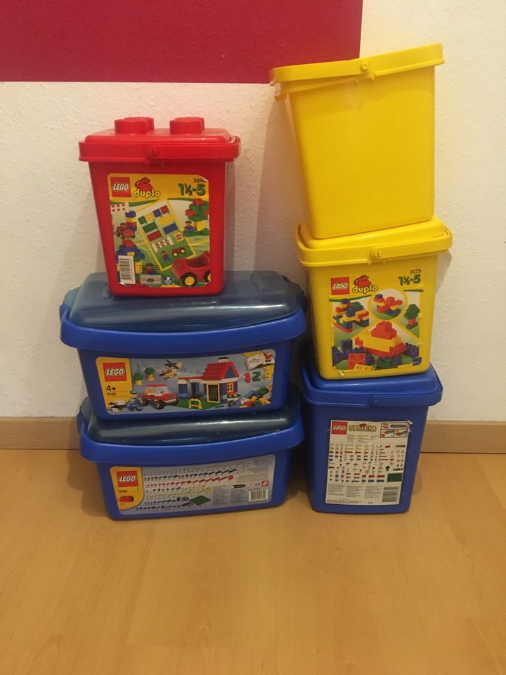 Lego Stapel Kisten leer in Altenkirchen