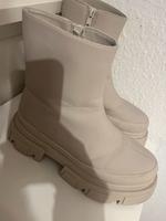 Bershka Stiefel Boots Plateau Creme Nordrhein-Westfalen - Ascheberg Vorschau