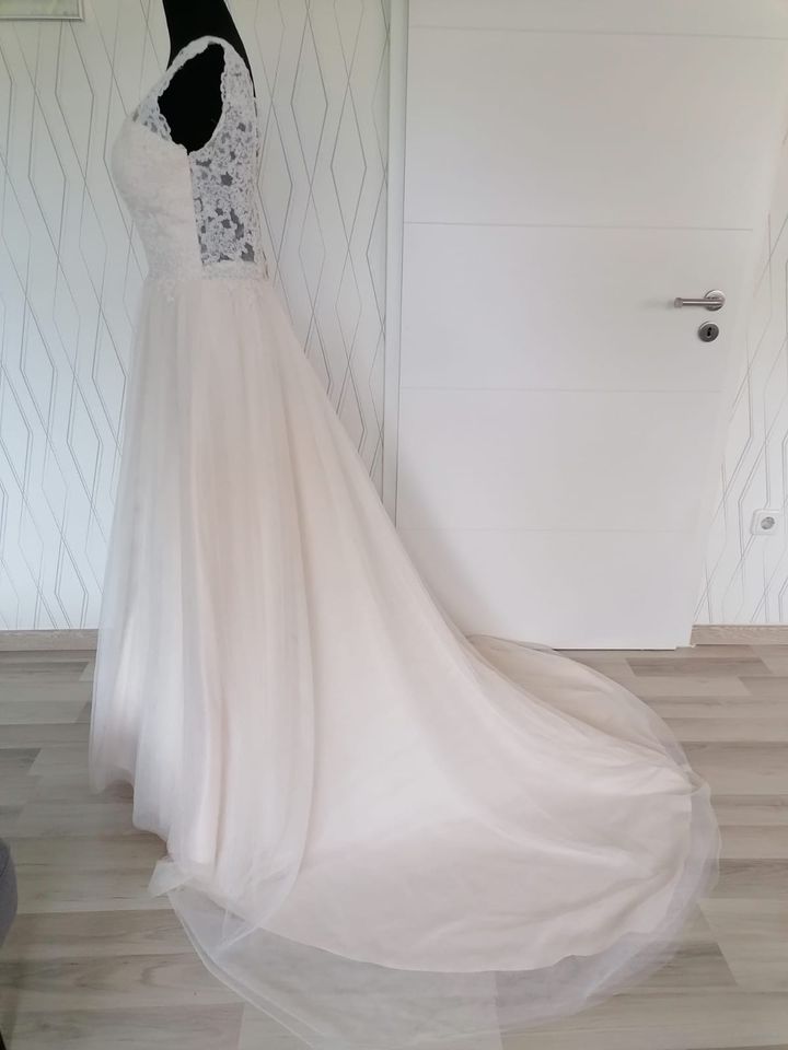 Bleibtreu Hochzeitskleid Kleid Brautkleid Blush A Linie in Hückelhoven