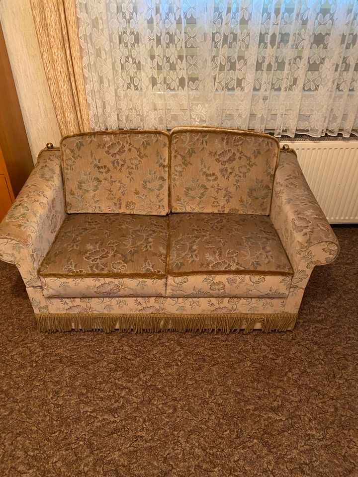 2-Sitzer Couch in Bad Bergzabern