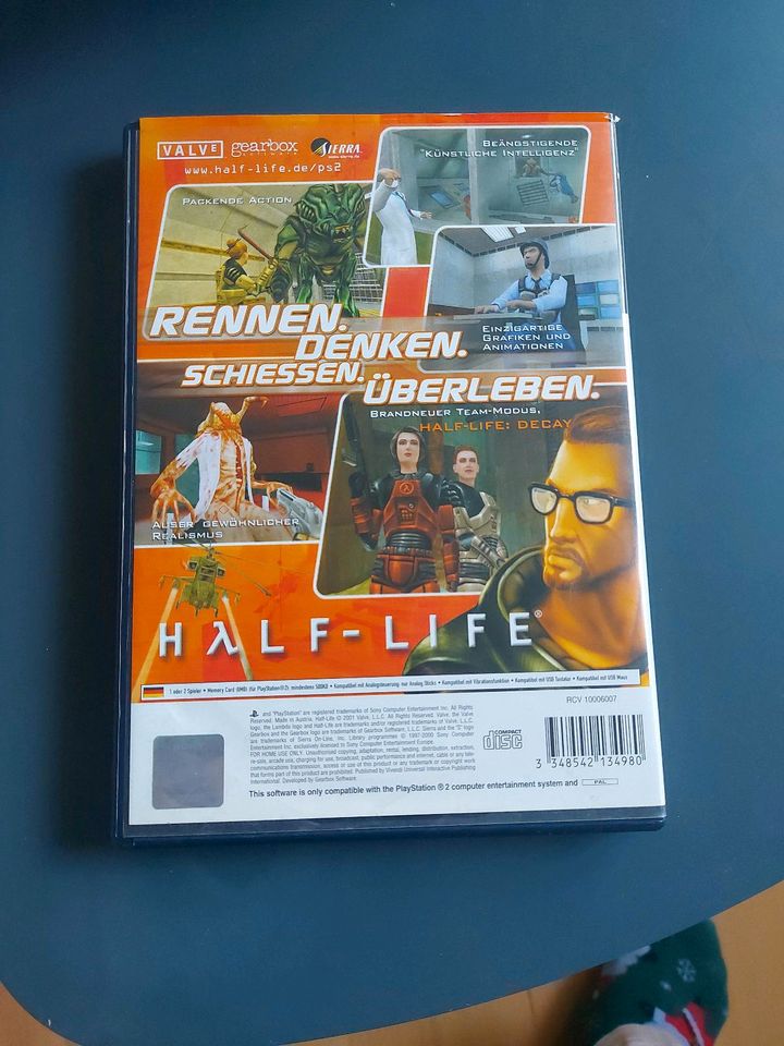 Half Life Playstation 2 in Mörfelden-Walldorf