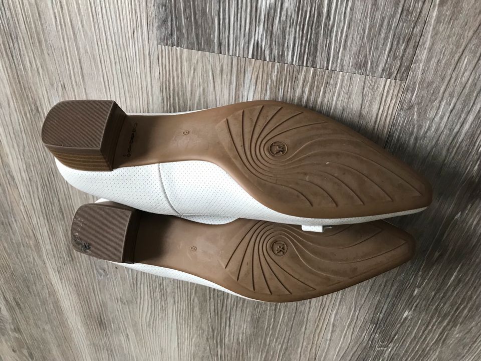 Peter Kaiser Pumps Hochzeit Schuhe weiß Gr. 42 in Wiernsheim