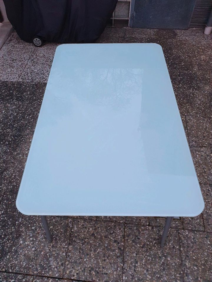 Gartentisch Tisch Outdoor Glastisch in Nörvenich
