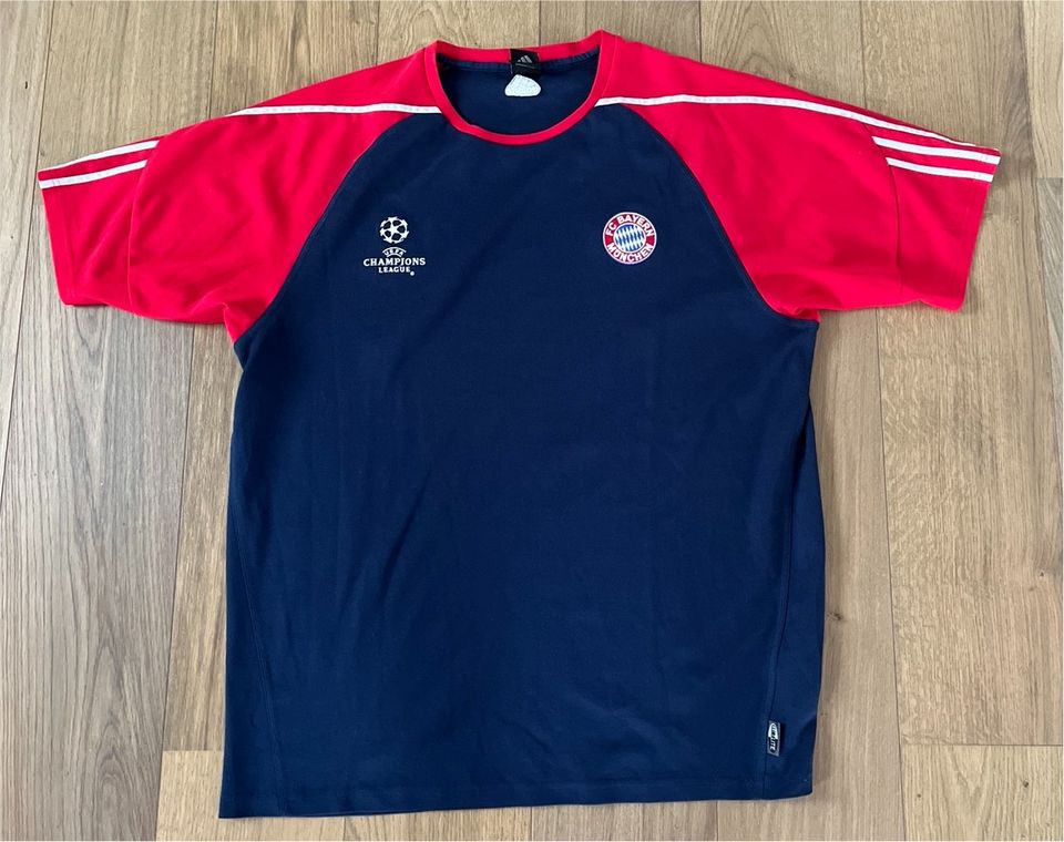 Vintage Adidas FC Bayern München Champions League Trikot XL blau in Brackenheim