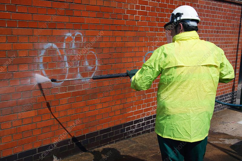 Graffiti-Entfernung Fassaden Mauer Reinigung in Bad Kreuznach