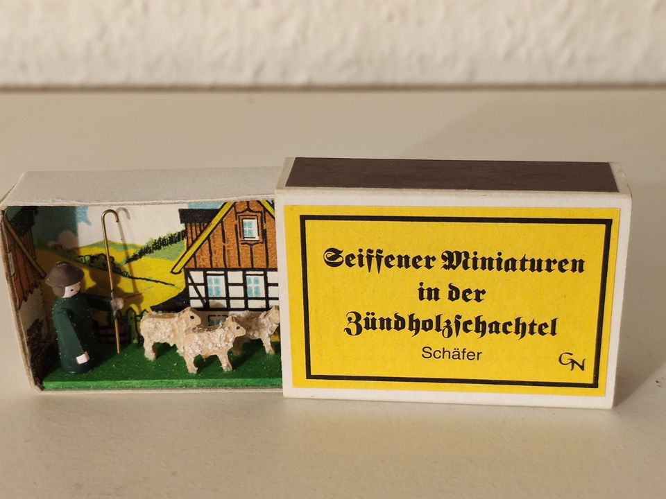 Seiffener Miniaturen in der Zündholzschachtel, Schäfer in Essen