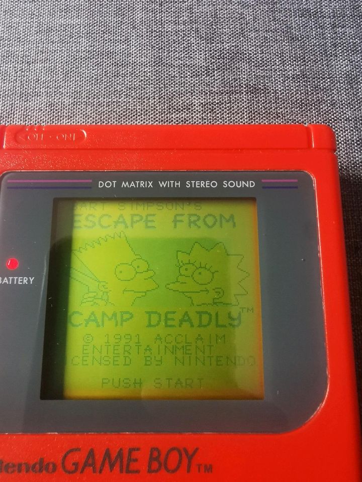 Game Boy Spiel "Bart Simpsons Escape from Camp Deadly" 1991 in Hanau