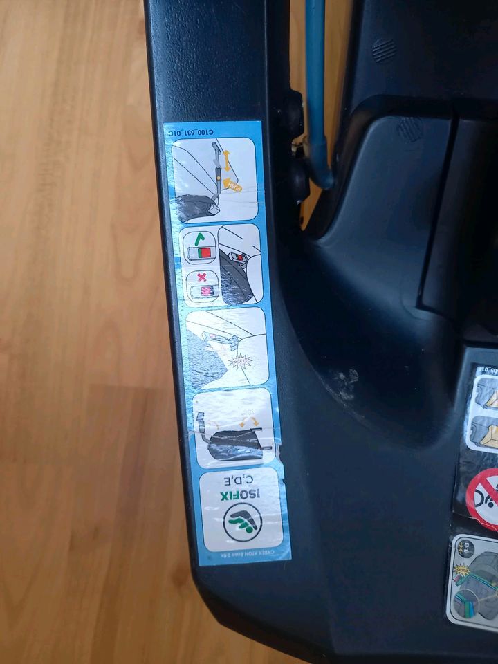 Baby Schale Cybex Gold inkl. Isofix Base in Oberkirch