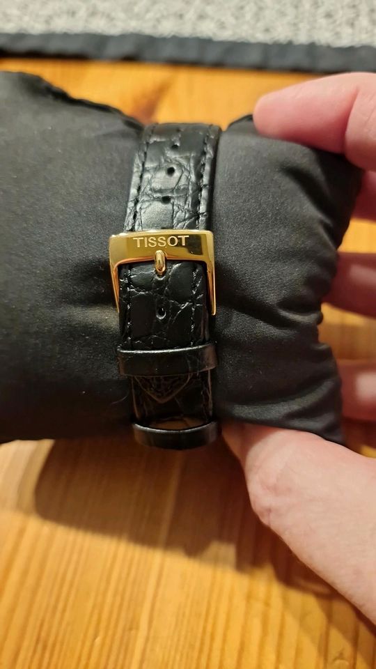 Armbanduhr Tissot in Südharz
