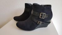 Keilabsatzschuhe Stiefeletten wildleder Schwarz Gefüttert Gr. 40 Bochum - Bochum-Mitte Vorschau